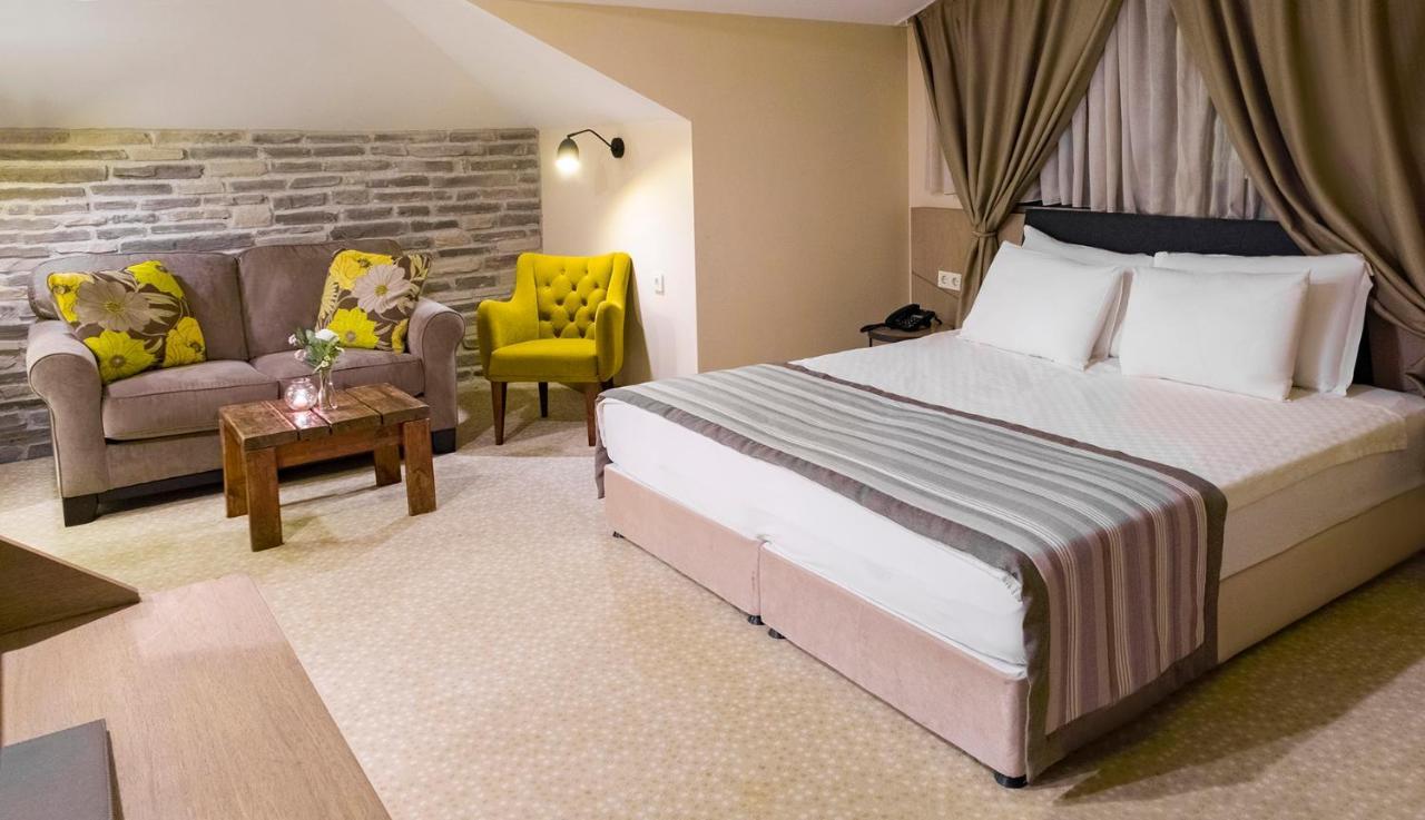 Mata Butik Hotel Ава Екстериор снимка