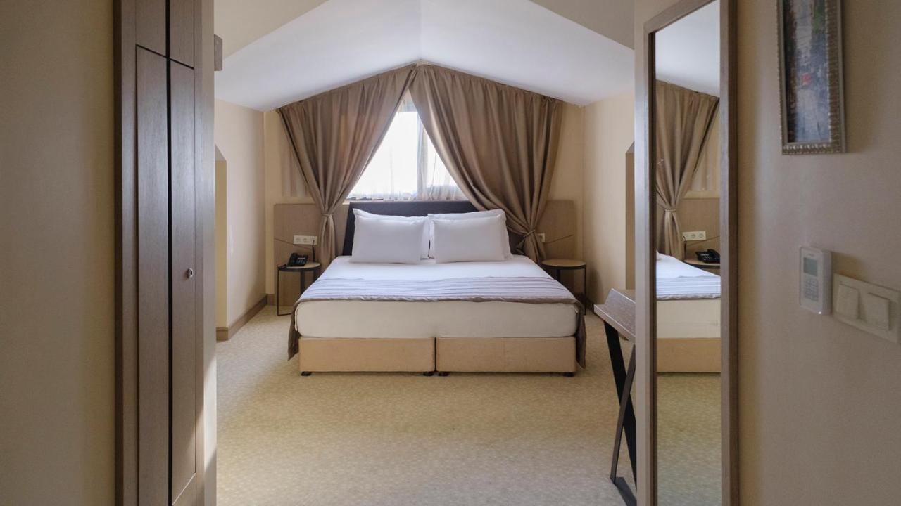 Mata Butik Hotel Ава Екстериор снимка